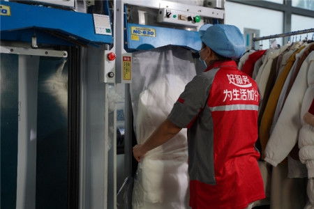 京東洗衣舉辦工廠開放日 以科技與服務雙輪驅(qū)動，引領行業(yè)創(chuàng)新與社會責任同行